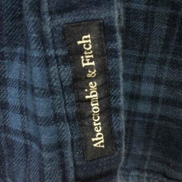 Arbercrombie & Fitch Flannel Blue Button Down Shirt with Collar - Picture 6 of 7